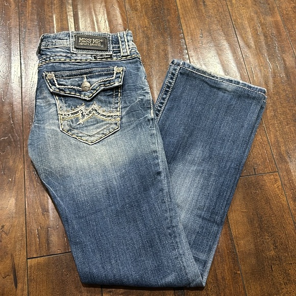 Miss Me -Rhinestone Boot Jean - Picture 7 of 8